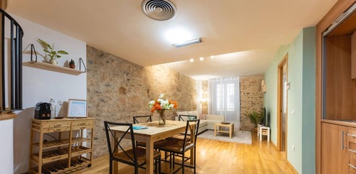 Bravissimo Ferreries, 3-bedroom apartment, Girona – Updated 2024