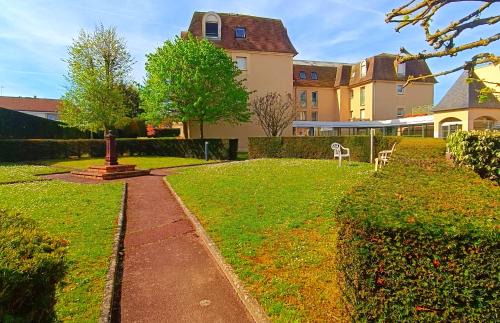 Ouistreham Apartamento | À 8 min à pieds de la plage, du centre ville et du Brittany Ferries
