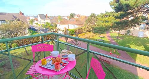 Ouistreham Apartamento | À 8 min à pieds de la plage, du centre ville et du Brittany Ferries
