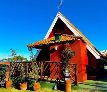 Sao Pedro Chalet De Esquí | Águas Chalés Temporada - Chalés e Lofts Confortáveis - Piscina - Próximo ao Thermas