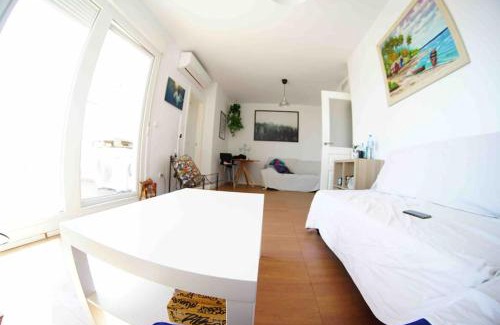 Retamar Apartamento | Ático con terraza en el Toyo