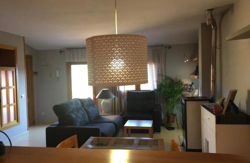 Las Ventas de Santa Lucia Apartamento | Ático con terraza en Graus-Pirineo de Huesca