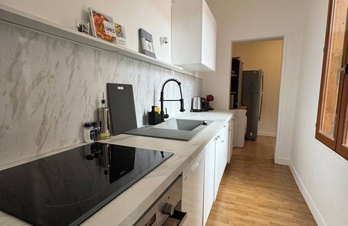 Limoges Apartamento | Élégant Appartement Centre Ville Limoges