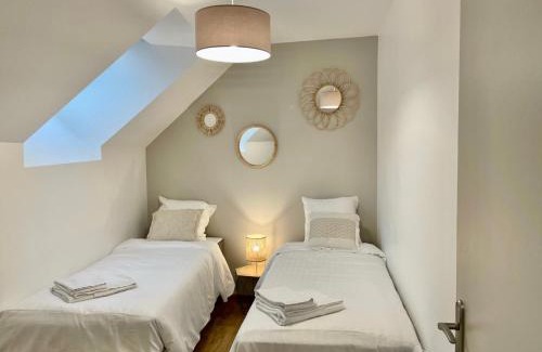 Saint-Meloir-des-Ondes Apartamento | Émeraude Lumineux T3 au cœur du village, à 5 min des plages