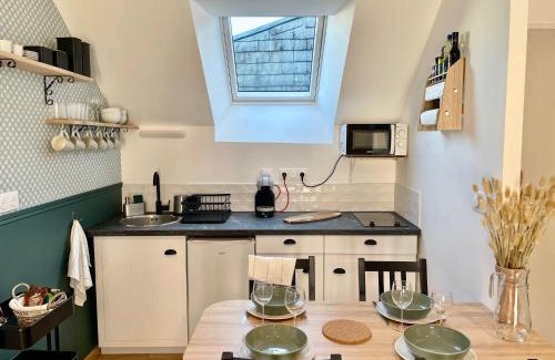 Saint-Meloir-des-Ondes Apartamento | Émeraude Lumineux T3 au cœur du village, à 5 min des plages