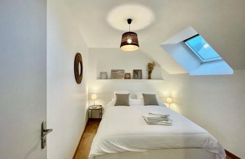 Saint-Meloir-des-Ondes Apartamento | Émeraude Lumineux T3 au cœur du village, à 5 min des plages