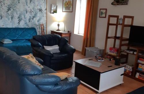 Luzille Casa | Évasion à Luzillé : Havre de Paix avec Jardin Privatif, proche Chenonceau et Beauval - FR-1-381-303