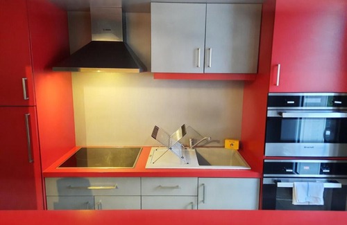 Faubourg North Apartamento | Évasion - Appartement 6 Prs, 2 Ch, avec Balcon