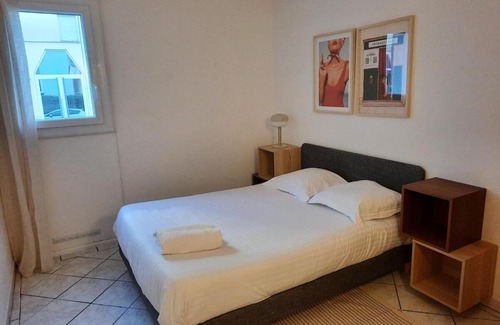 Faubourg North Apartamento | Évasion - Appartement 6 Prs, 2 Ch, avec Balcon