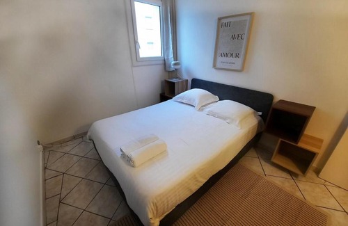 Faubourg North Apartamento | Évasion - Appartement 6 Prs, 2 Ch, avec Balcon