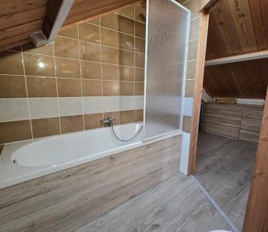Moulicent Chalet De Esquí | Évasion en Normandie