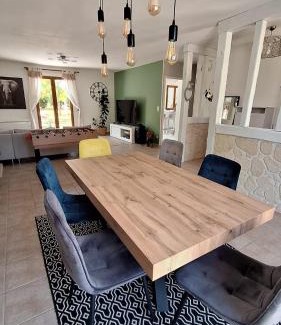 Ambillou Casa | Évasion