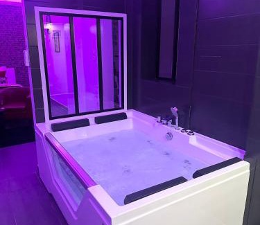 Yutz Apartamento | Évasion romantique love & spa secteur Thionville Luxembourg