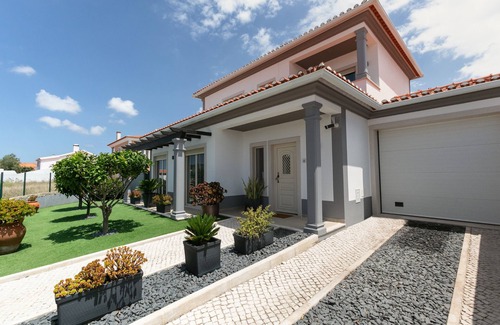 Obidos Apartamento | Óbidos Pool & Charm - Pet Friendly