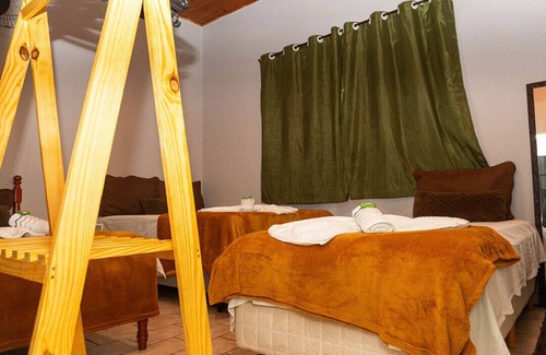 Alto Paraiso de Goias Casa | Ótima casa com churrasq e lazer em Alto Paraíso/GO