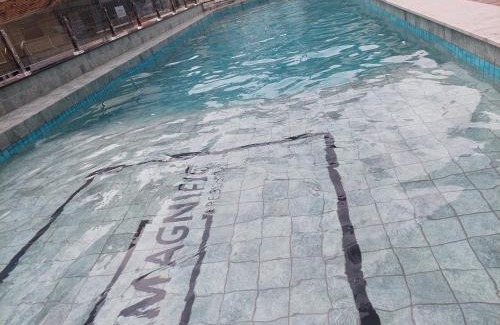 Bombas Apartamento | Ótimo Apto, Jacuzzi aquecida e piscina, pertinho da praia