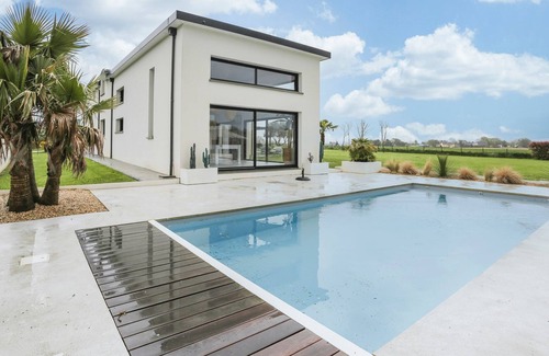 Mauron Casa | Ôde en Brocéliande - Maison pour 14 avec piscine