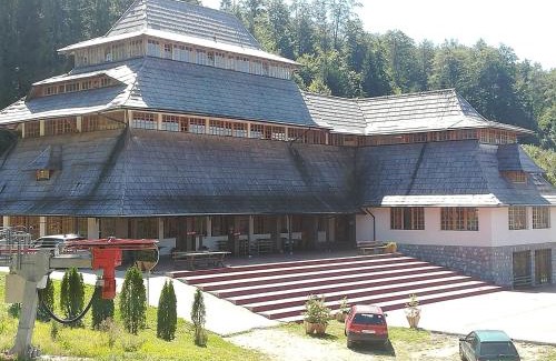 Kremna Hotel | Čarobni Breg