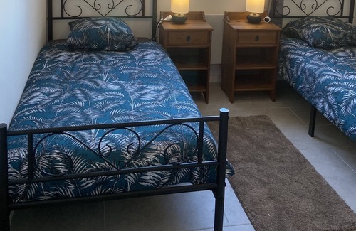 Cornas Casa | Œnologîte, Maison aux Pieds des Coteaux de Cornas
