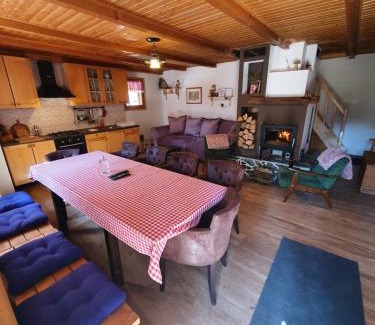 Bribir Chalet De Esquí | Śumska kuća
