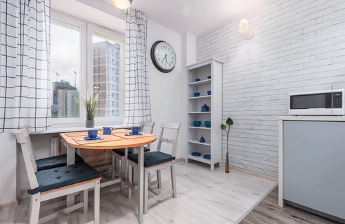 Srodmiescie Połnocne Apartamento | Świętokrzyska 32 | Elegant Apartment | Desk