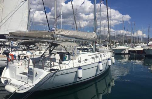 Salamis Alquiler De Eote | Žaba Sailing