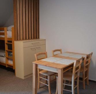Zupanovice Apartamento | Župky