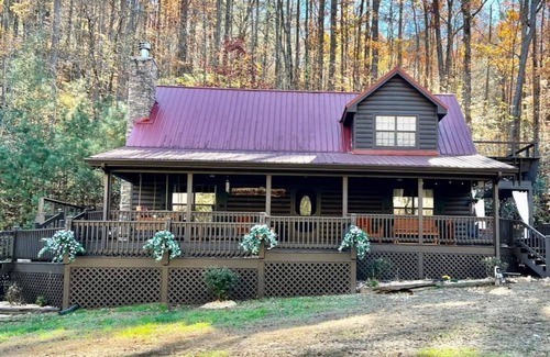 Tate Casa | ʕ ᴥ ʔ Private Pond on 7 acres - Honey's Hideaway