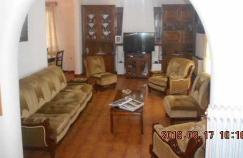 Aliartos Casa | Δίπλα στους Κήπους Αλιάρτου