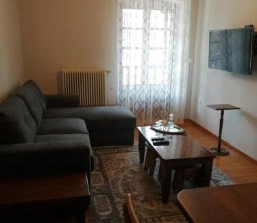Dimitsana Apartamento | ΔΗΜΗΤΣΑΝΑΣ ΤΟΠΟΣ Νύμφη Δάφνη