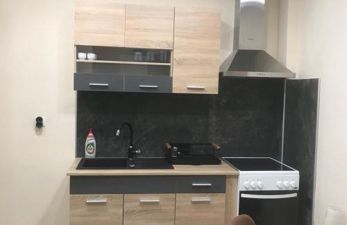 Agios Onoufrios Apartamento | Διαμέρισμα στο κέντρο της πόλης