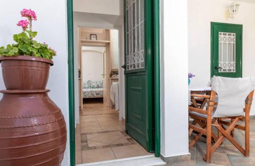 Koronos Casa | Δροσιά (Drosia)