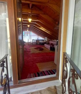 Arachova Apartamento | Ξενώνας ΔΡΟΣΟΣΤΑΛΙΑ Some of Attic