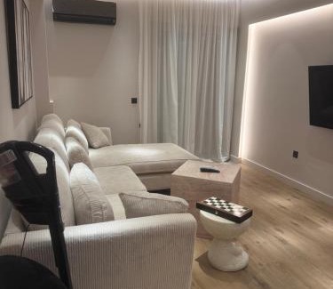 Glyfada Apartamento | Πολυτελής απόδραση στην Γλυφάδα