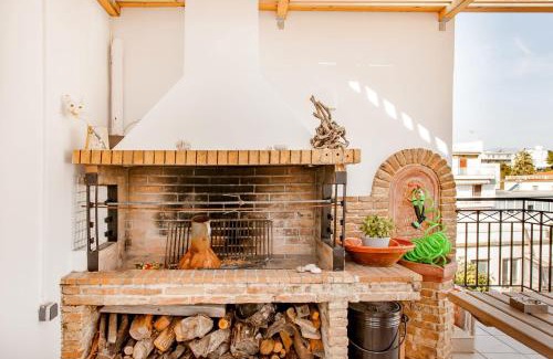 Amarousion Apartamento | Σοφίτα Μοναδικής Αύρας με Θέα & BBQ