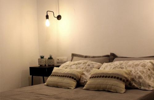 Koronos Apartamento | Το σπίτι της Γιαγιάς - Granny's guest's house