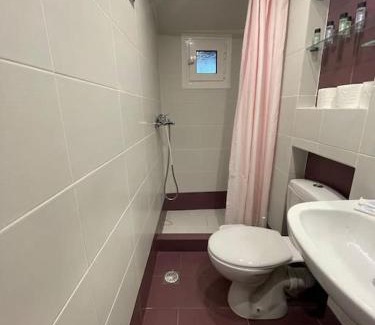 Manikia Casa | Όμορφο κατάλυμα στην κεντρική πλατεία του χωριού