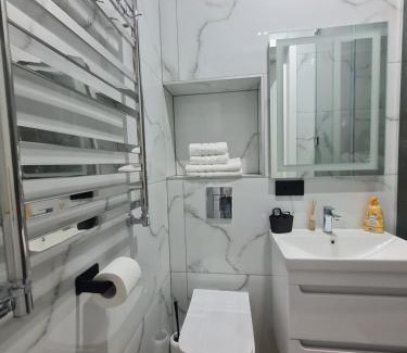 Lutsk Apartamento | Апартаменти в центрі по вул Л Українки,46