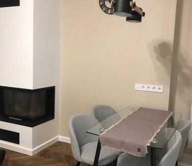 Chernovtsy Apartamento | апартаменти на вул Кобилянської з балконом
