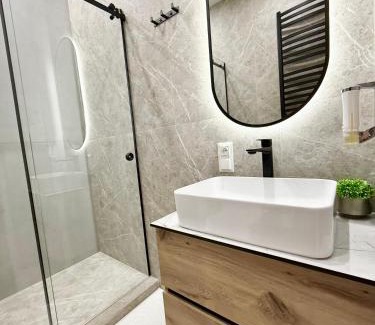 Lviv City Center Apartamento | Апартаменти на Менцинського