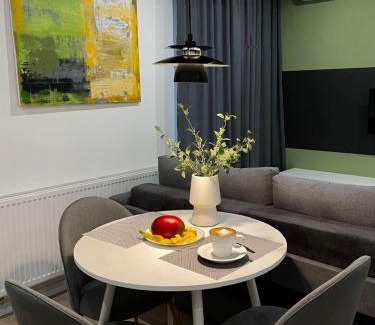 Maliyevtsy Apartamento | Апартаменти-студія, дизайнерський ремонт, ЦЕНТР, біля Либідь Плаза