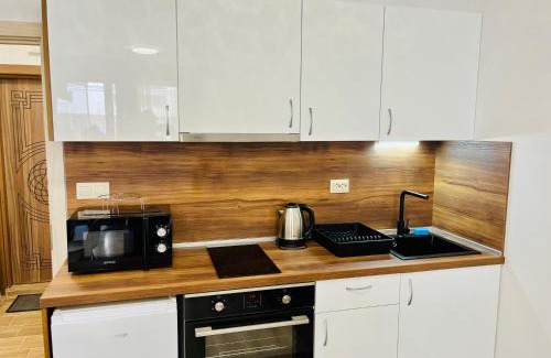 Pomorie Apartamento | Апартаменти Тутхон Поморие