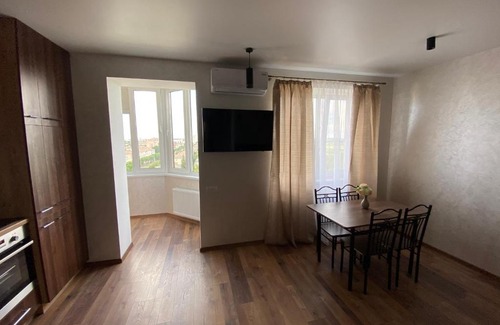 Lutsk Apartamento | Апартаменти у центрі