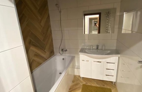Lutsk Apartamento | Апартаменти у центрі