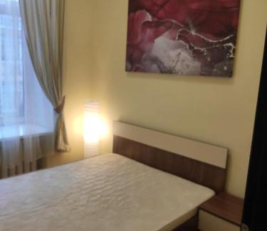 Khreshchatyy Yar Apartamento | Апартаменти 3-кімнатні в центрі, метро Театральна