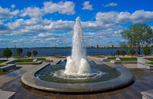 Dnipro Apartamento | Апартаменты Лето с ванной джакузи