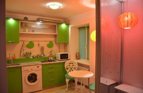 Dnipro Apartamento | Апартаменты Лето с ванной джакузи