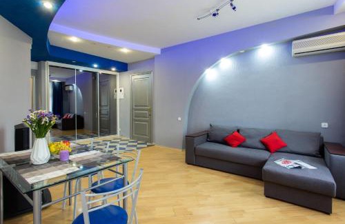 Petrovskoye Apartamento | Апартаменты на Героев Харькова 27