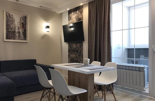 Patrusheva Apartamento | Апартаменты у Кристалла на Менделеева