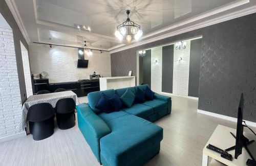 Aktobe Apartamento | Апартаменты 2 комнатная возле теннисного центра